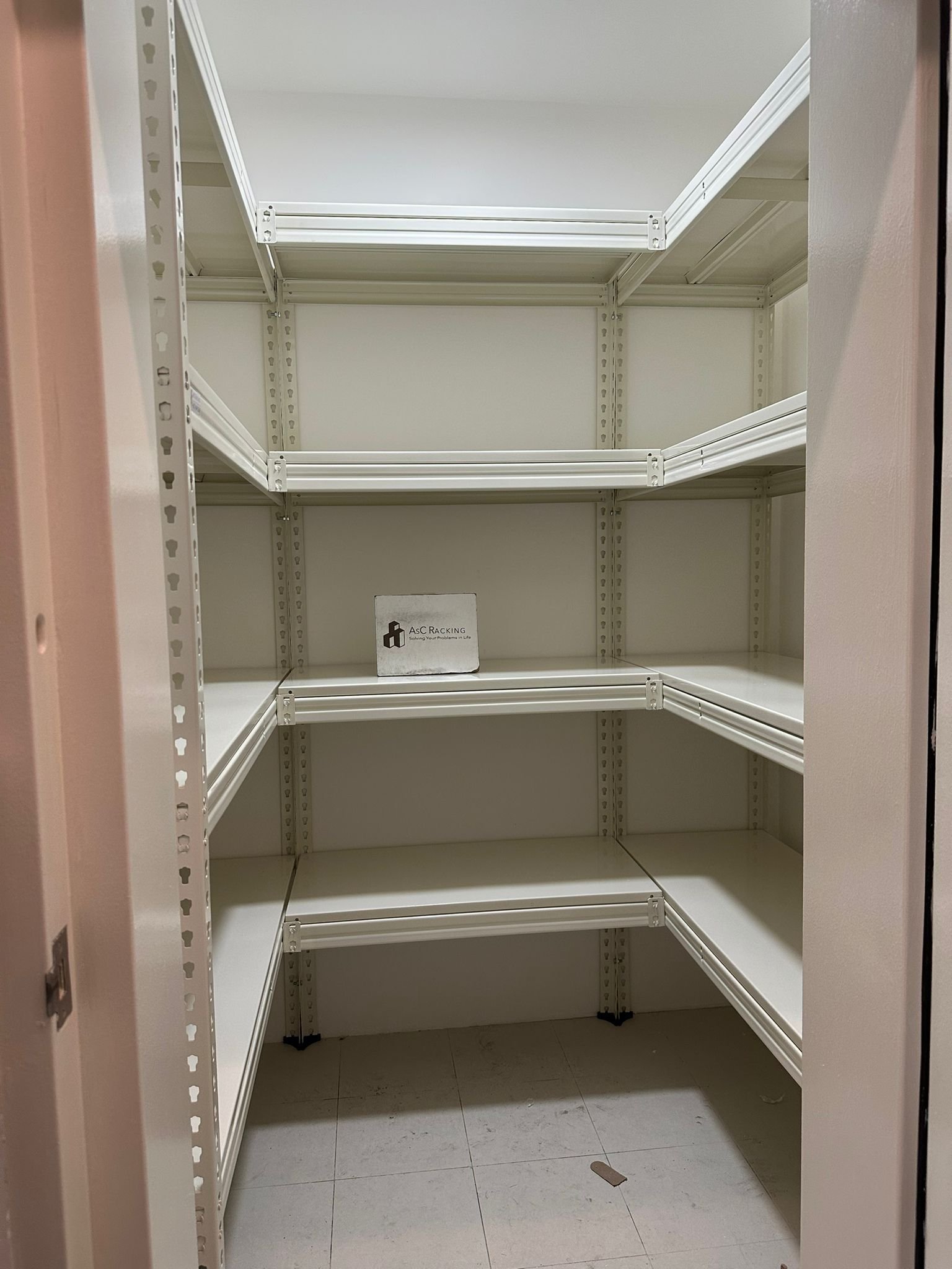 Full Metal U Shaped ( 4  x 4 x 4 Levels) Rack-01