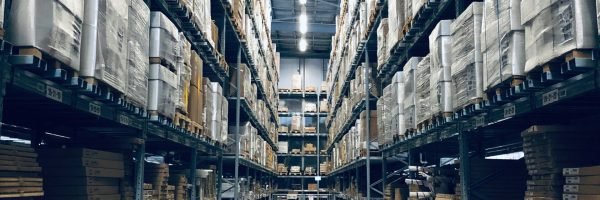 photo-1553413077-190dd305871c